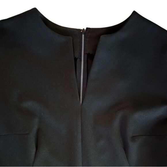 Women's Black V Neck Dress w/ Faux Fur Arm Sleeve Game Of Thrones Size Medium - Picture 5 of 5